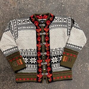 Nordic Design 100% Wool Knit Cardigan Sweater Womens Size Small Pre-owned Wool